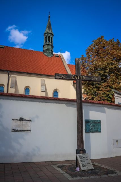 World War II in Krakow Walking Tour in English - Engaging Stories of Resistance