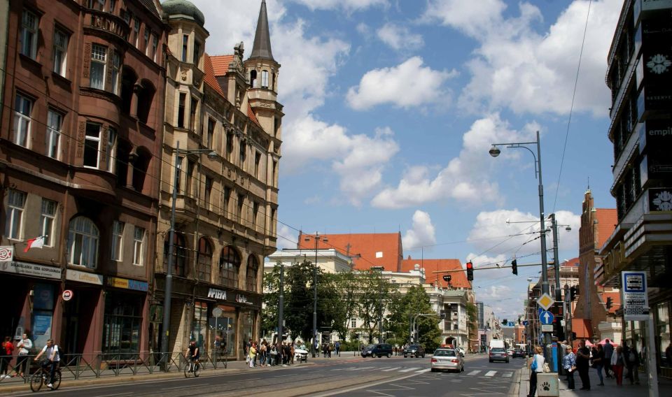 Wroclaw: Tour by Large Historic Tram (1,5 H, 32 Seats) - Booking Information