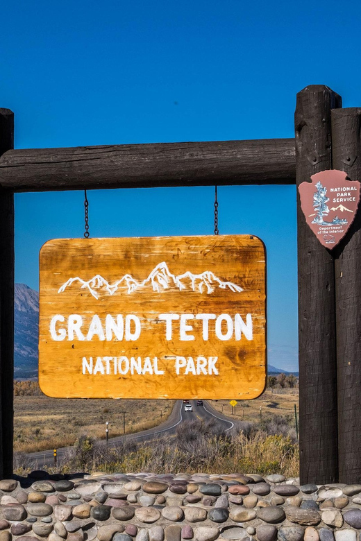 Yellowstone&Grand Teton National Park 5-Day Tour From SLC - Included Services and Fees