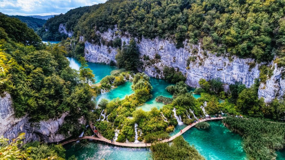 Zadar: Plitvice Lakes With Boat Ride and Zadar Old Town Tour - Meeting Points and Entry Fees