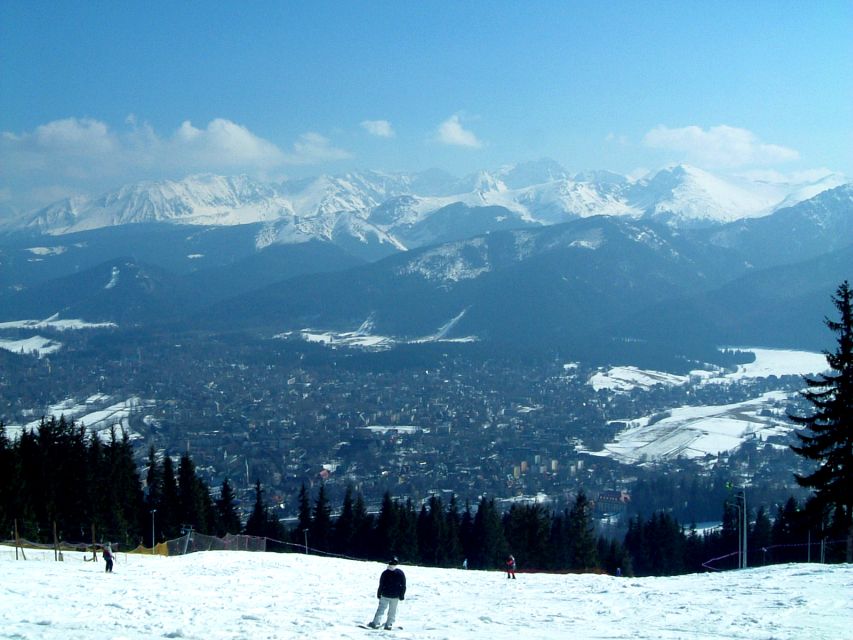 Zakopane City Highlights Private Walking Tour With a Guide - Meeting Point Information