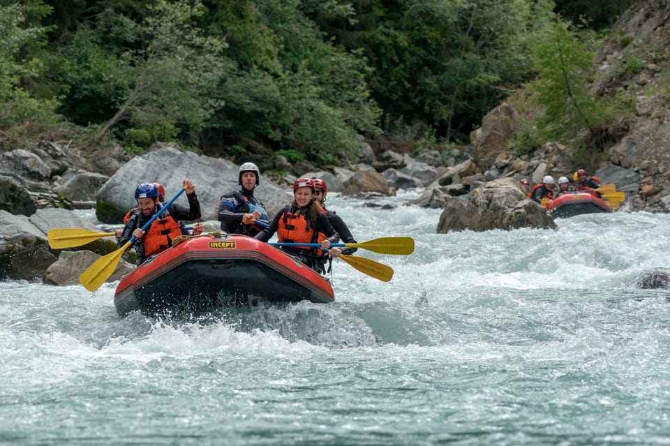 Zuoz: Giarsun Gorge Rafting on the Inn in the Engadin - Safety Measures and Requirements