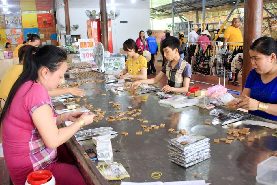 1-Day Mekong River (My Tho-Ben Tre) Deluxe Group Of 10 Max - Booking Process