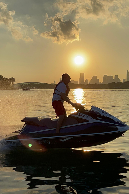 1 Jet Ski Rentals for 60 Minutes Single Rider! - Pricing and Duration