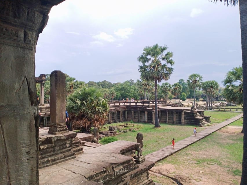 3-Day Trip to Angkor Temple With Kompung Pluck Village. - Transportation Details