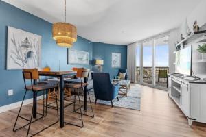 9th Floor 2BR 2 BATH King Suite Beach Shuttle, Heated Pool! - Nearby Attractions