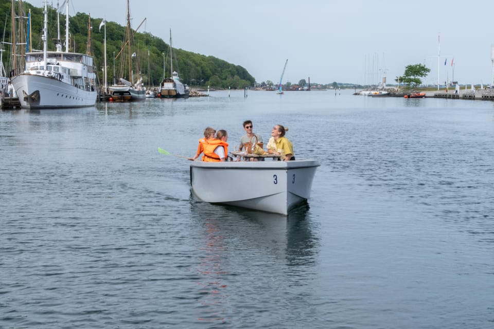 Aarhus: 1 or 1,5 Hour Boat Rental - No License Required - Customer Reviews