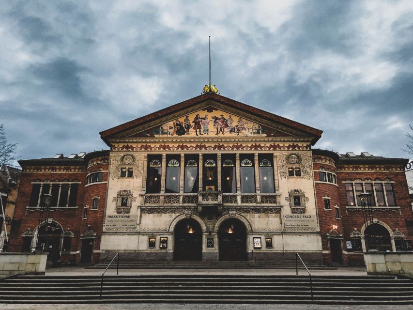 Aarhus: Surprise City Walking Tour With Local Guide - Customer Experiences and Ratings