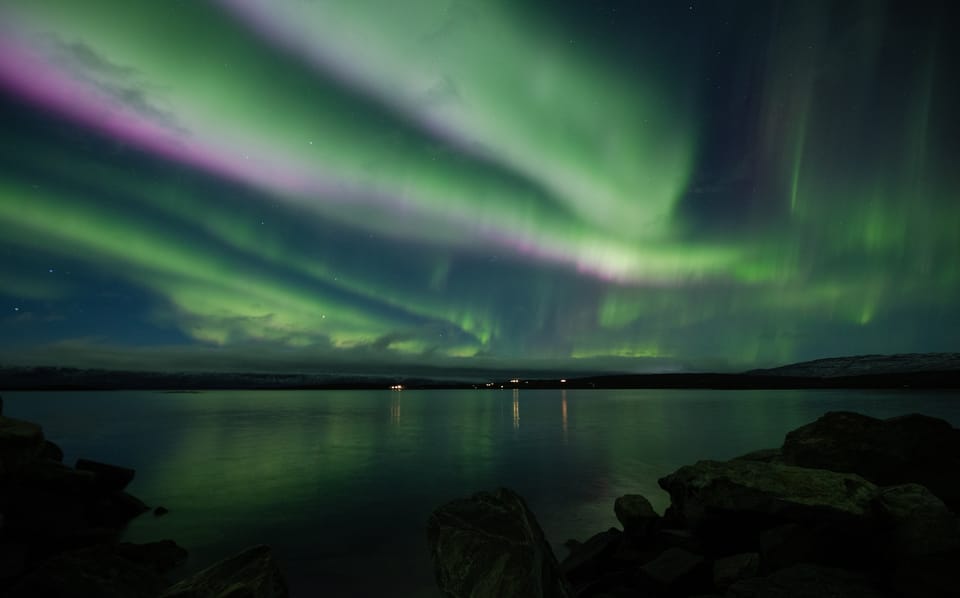 Abisko: Guided Autumn Aurora Chase With Hotel Transfers - Customer Feedback and Ratings