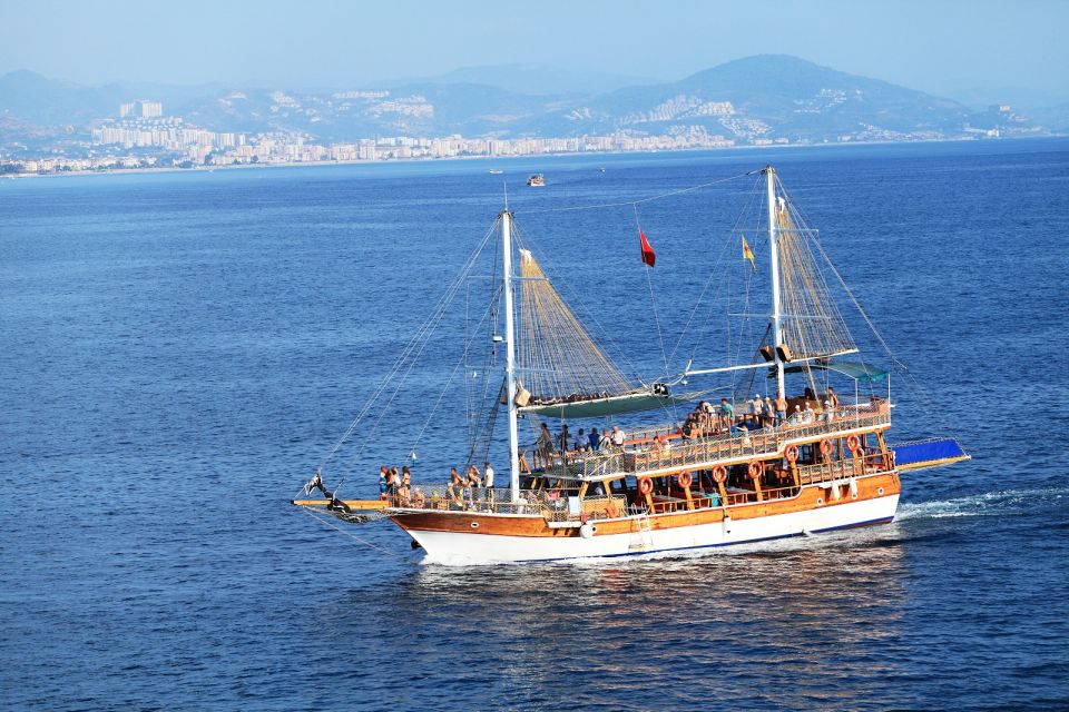 Alanya: Boat Trip With Lunch, Drinks, and Swim Stops - Tips for an Enjoyable Experience