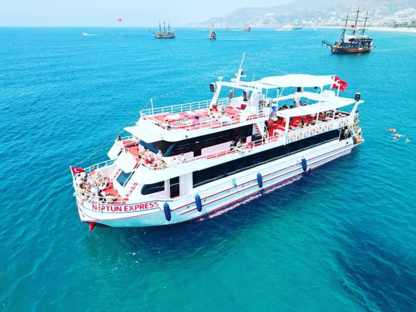 Alanya: Comfort Catamaran Cruise - Activities on the Cruise