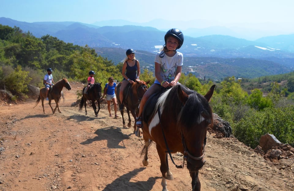 Alanya: Horse Riding Club Transfer Service - Important Information