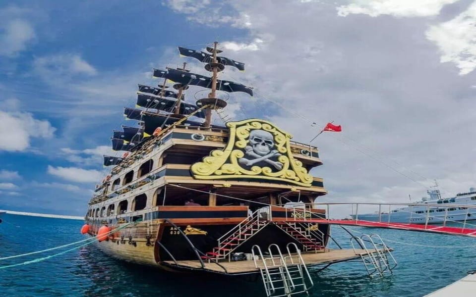 Alanya Pirate Boat Party Foam Party&OptionalAlcoholic Drinks - Essential Packing Tips