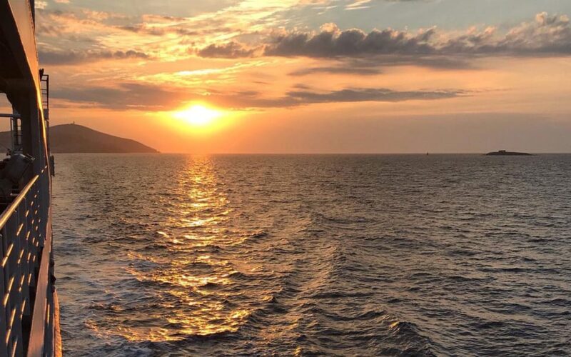Alanya: Sunset Boat Includes Soft Drinks And Dinner - Transportation and Pickup Options