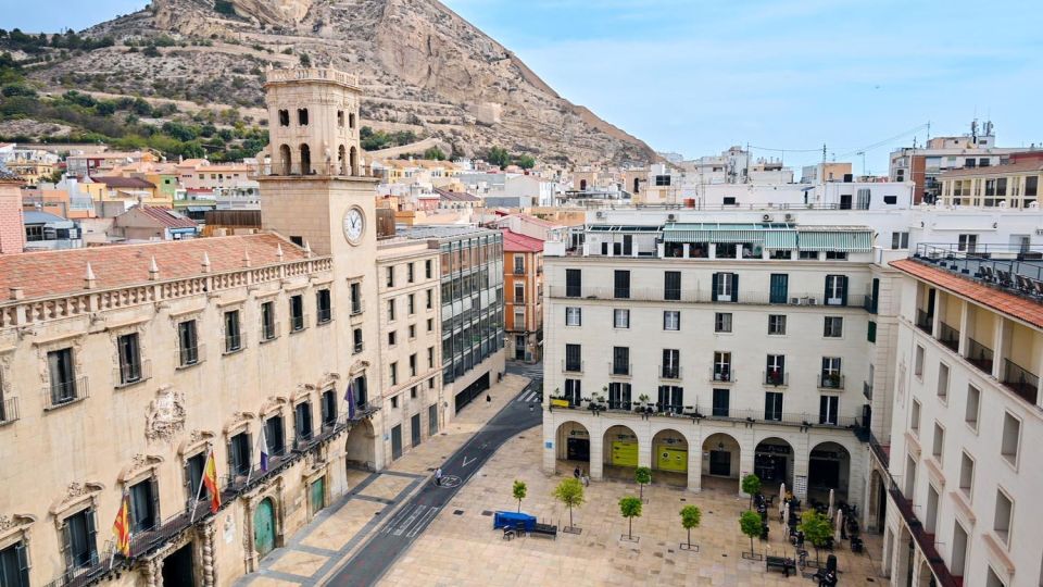 Alicante: Highlights Tour With Tasting & Winery Visit - Alicante Exploration