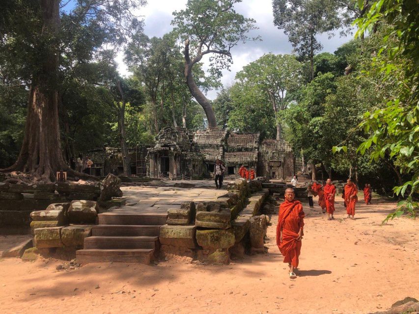 Angkor Wat Private Tour With Sunrise View - Bayon Temple Insights