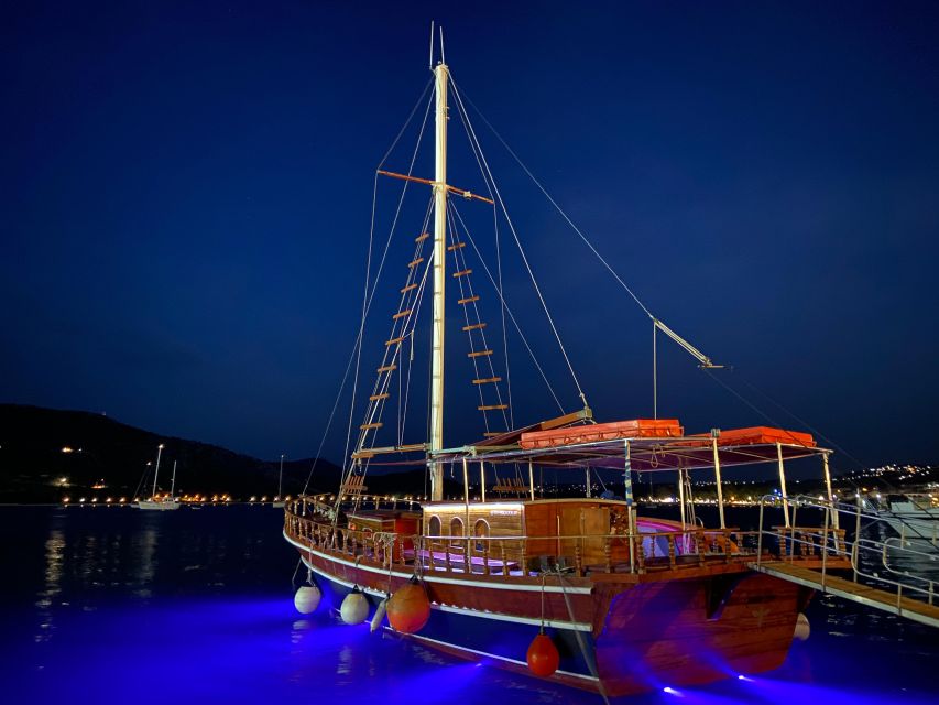 Argostoli: Sunset Cruise With Swim Stops, Dinner, and Wine - Amenities and Inclusions