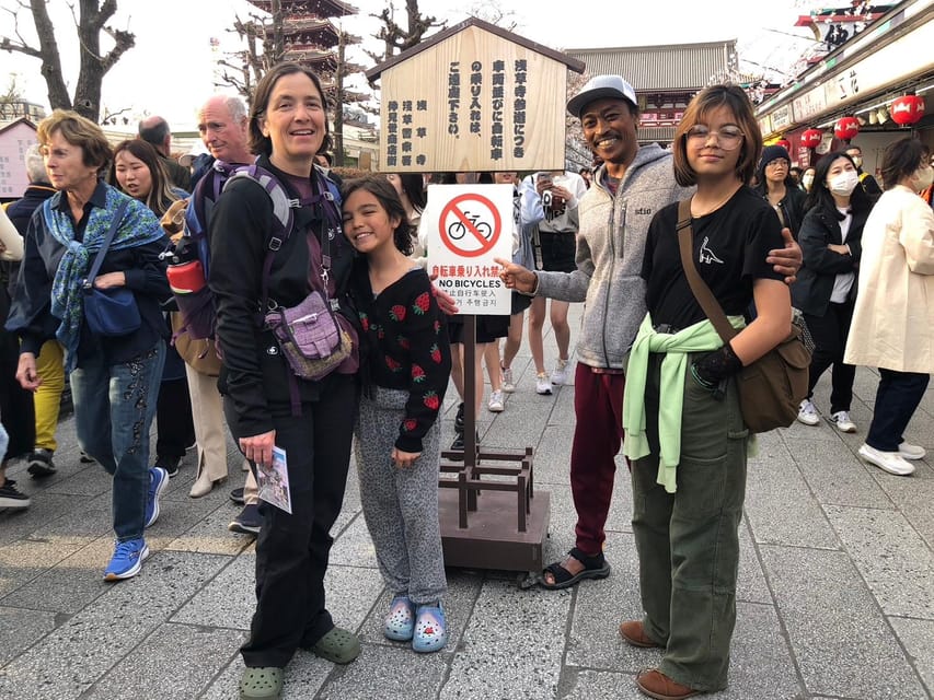 Asakusa Free For Kids Clture &10 Food Bites With Local Host - Booking Your Experience