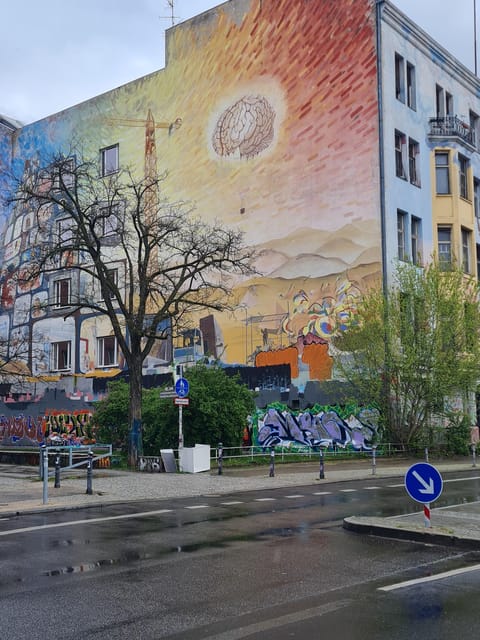 Asana Exploration in Berlin With Yoga, Street Art and More - Starting and Finishing Locations