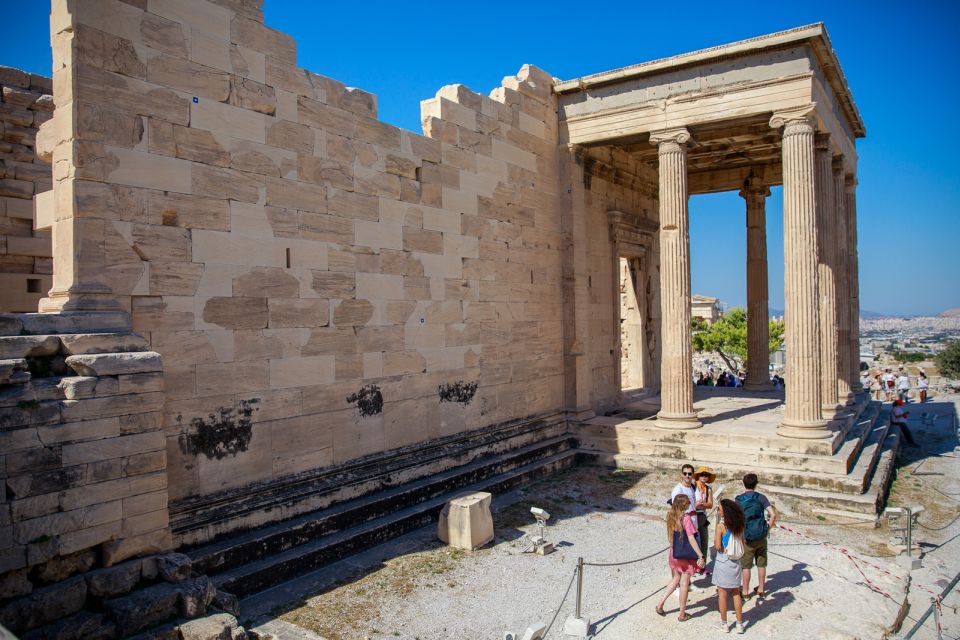 Athens: The Acropolis and Greek Food Private Guided Tour - Meeting Point