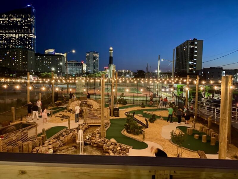 Atlantic City: Ocean View Mini Golf Pass - Panoramic Views