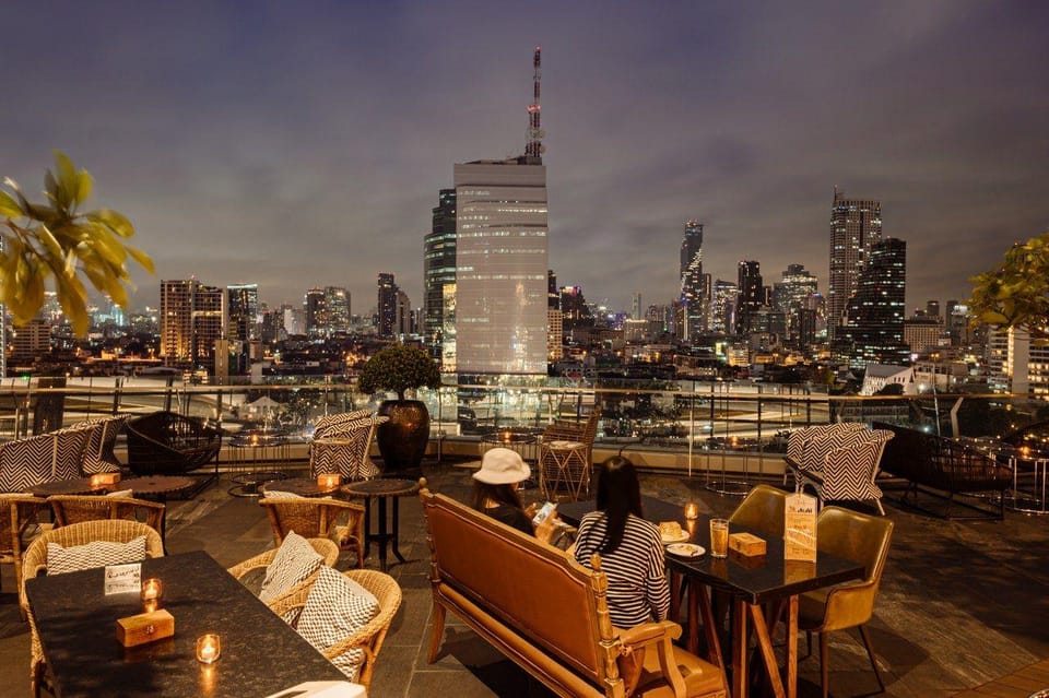 Bangkok: Fallabella River Front Iconsiam - Elegant Ambiance and Entertainment