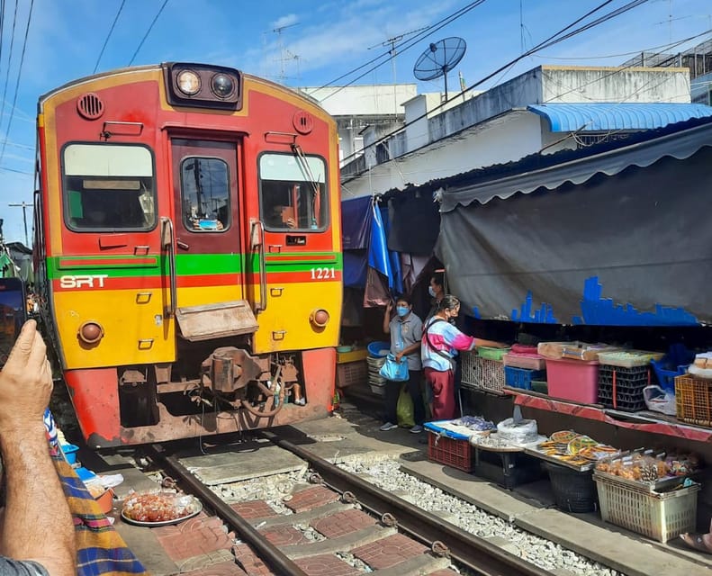 Bangkok: Floating and Railway Market - Booking Information