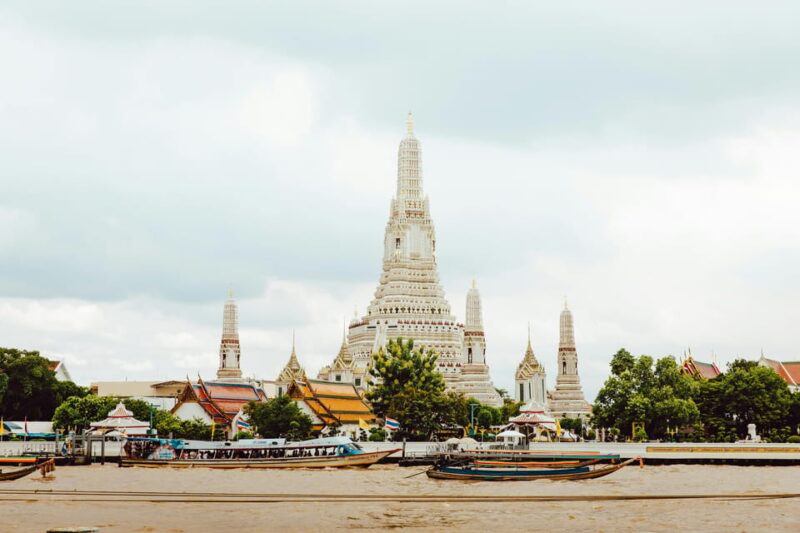 Bangkok: Train + Water Market With Wat Arun - Wat Arun