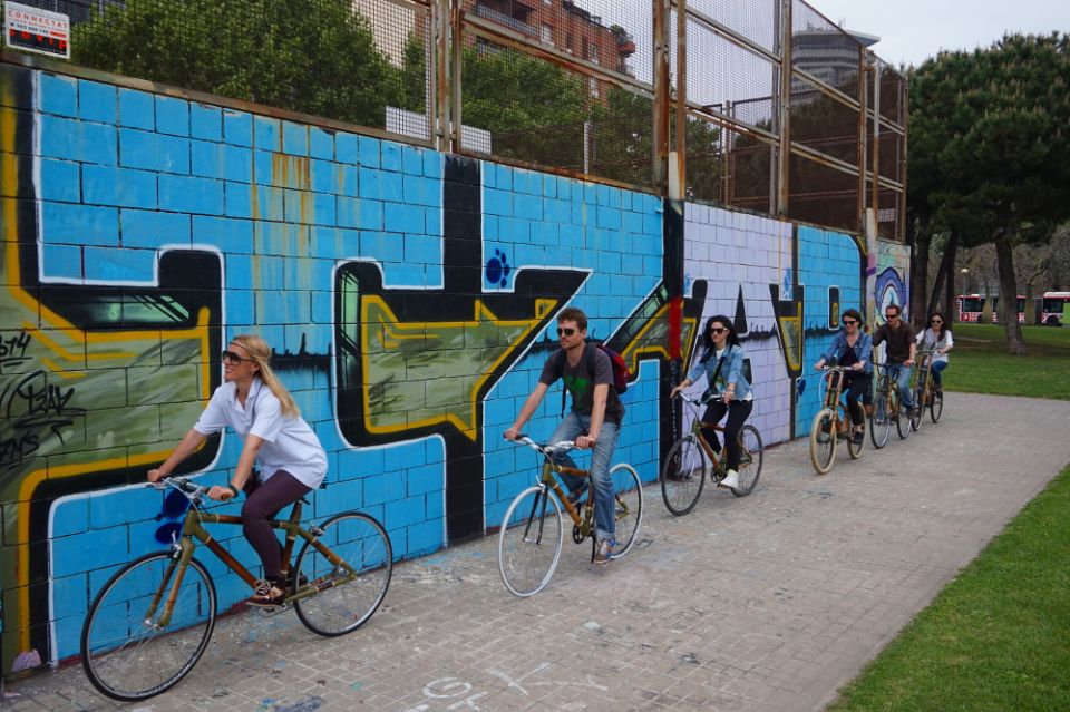 Barcelona: 3.5-Hour Street Art Tour by Bamboo Bike - Customer Reviews