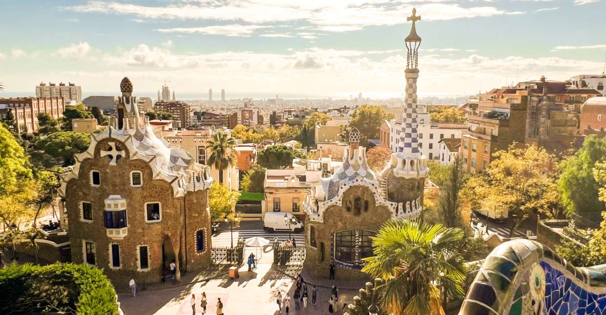 Barcelona: Park Güell & La Sagrada Familia Tickets and Tour - Transportation and Meeting Point