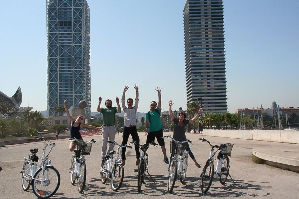 Barcelona: Private 5 Neighborhoods Tour by Electric Bike - Contrast Medieval and Modernisme