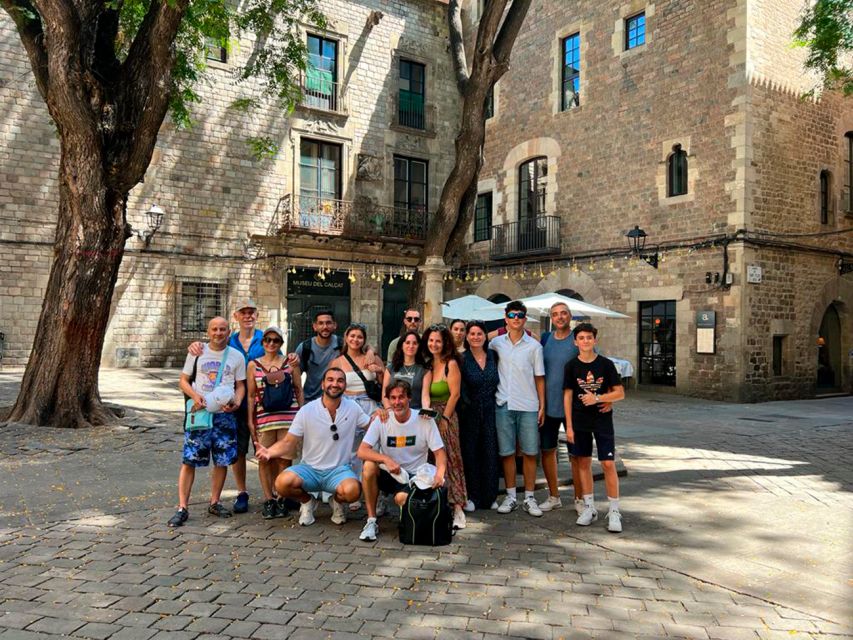 Barcelona: Sagrada Familia, Modernism, and Old Town Tour - Tour Includes