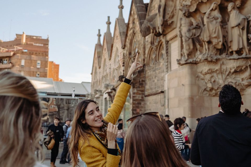 Barcelona: Sagrada Familia Tour W/Skip-The-Line Entry Ticket - Customer Reviews and Feedback