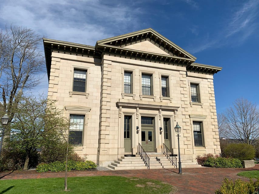 Bath, Maine: History in the City of Ships Walking Tour - Stories of People and Places