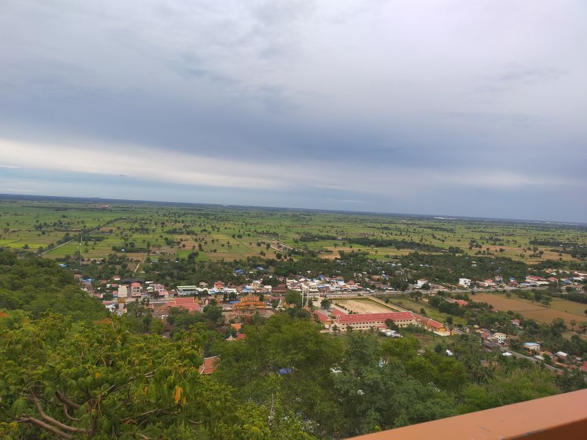 Battambang Tuk Tuk: Bamboo Train & Killing/Bat Caves,Sunset - Frequently Asked Questions