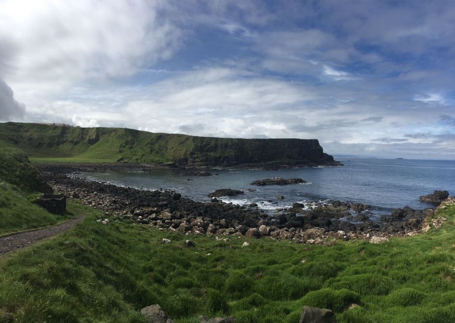 Belfast and Giants Causeway in Italian or Spanish - What to Bring