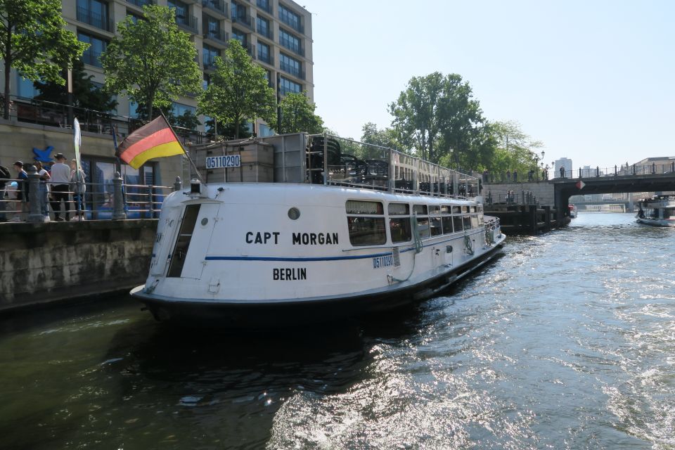 Berlin: Boat Sightseeing Cruise With Audioguide - Booking and Cancellation Policies