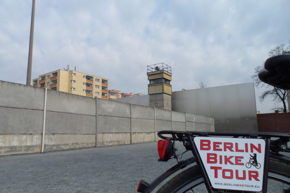 Berlin: E-Bike Tour of the Berlin Wall and Mitte Highlights - Tour Inclusions