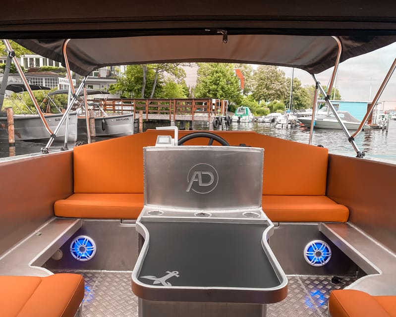 Berlin: Electric Boat Rental for Self-Driving 4 Hrs - Private Group Experience