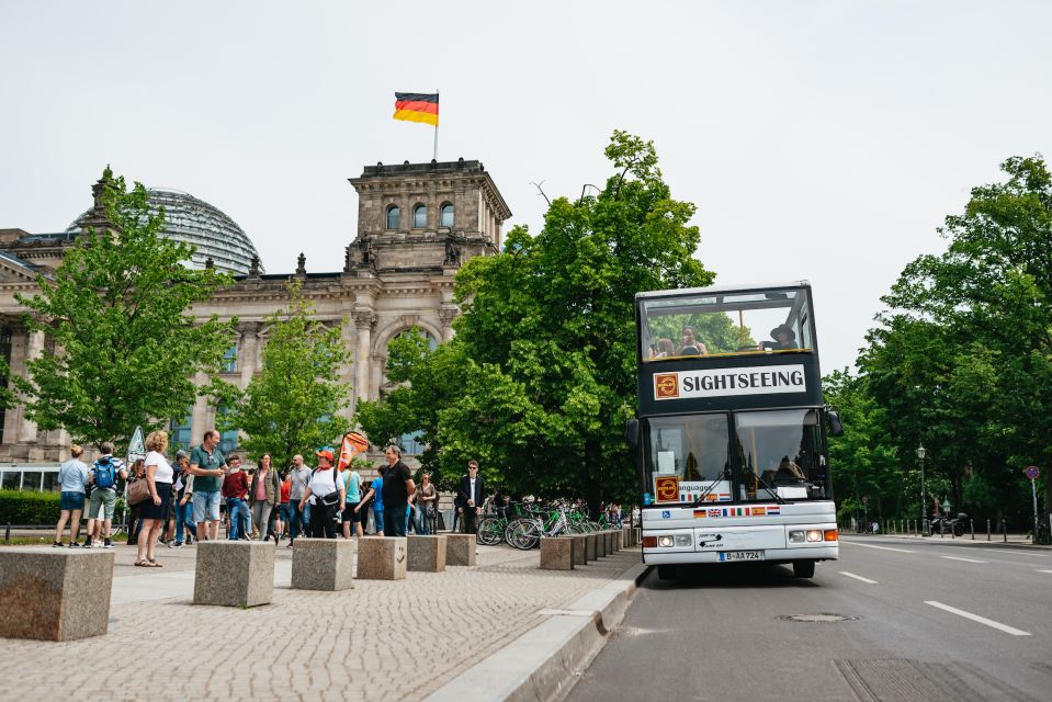 Berlin: Hop-On Hop-Off Bus Tour With Live Commentary - Customer Ratings and Feedback