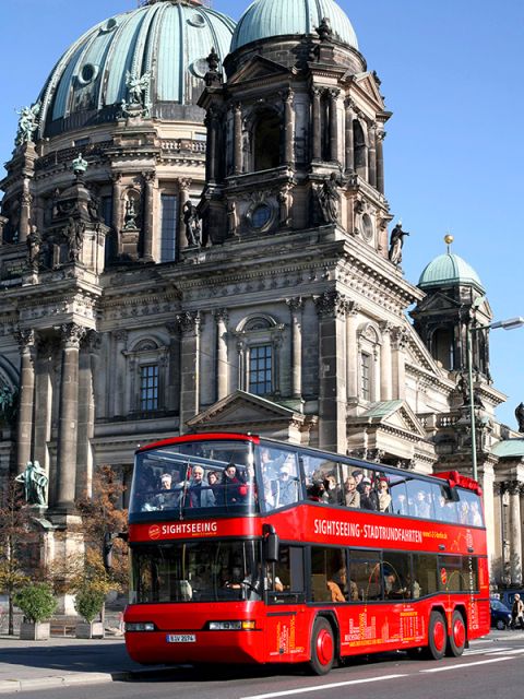 Berlin: Hop-on Hop-off Day Tour in Double-Decker Bus - Accessibility and Comfort