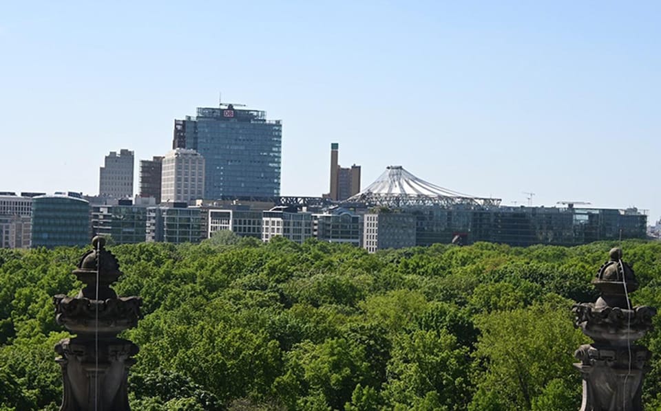 Berlin: Potsdamer Platz Tour - The Unexpected - The Ghost Station