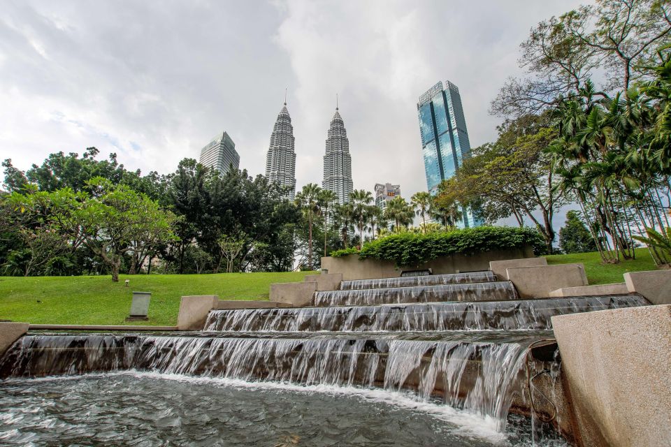 Best of Kuala Lumpur Tour With Twin Tower Ticket - Optional Visits and Extensions