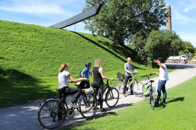 Best of Tallinn 2-Hour Bike Tour - Included Amenities and Gear