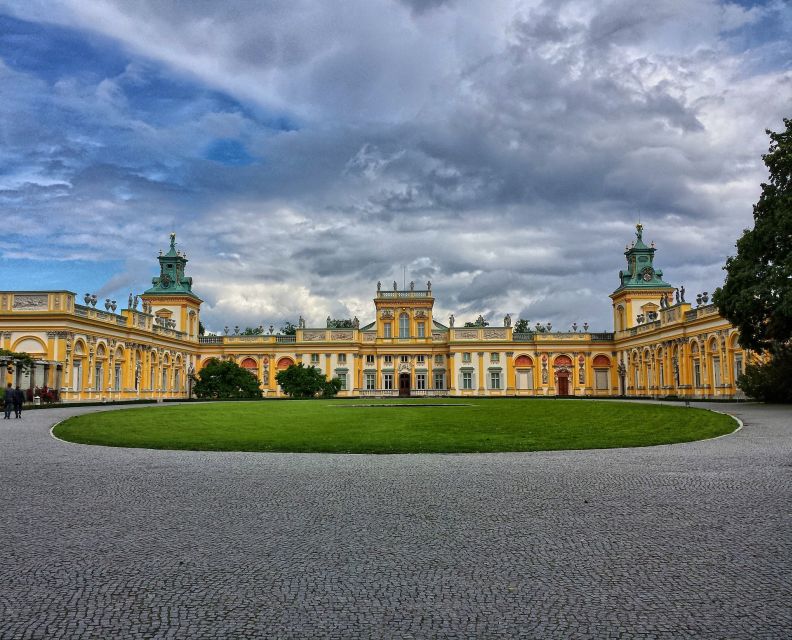 Best of Warsaw Full-Day Private Tour With Private Transport - Experienced Tour Guides