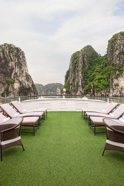 Best Seller Halong Bay Deluxe Day Tour: Lunch, Cave & Island - Dining Options