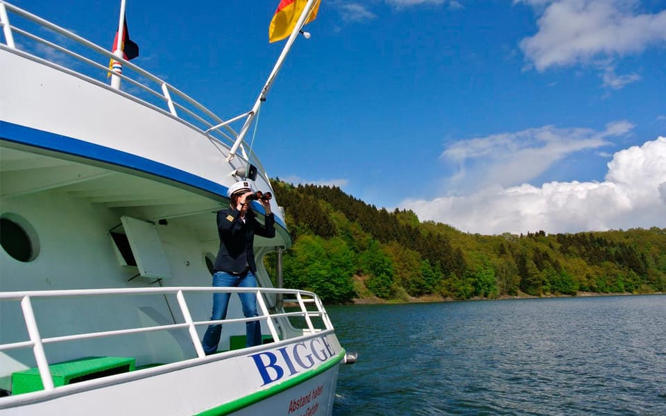 Biggesee: Boat Tour With All-Inclusive Cake Buffet - Customer Feedback