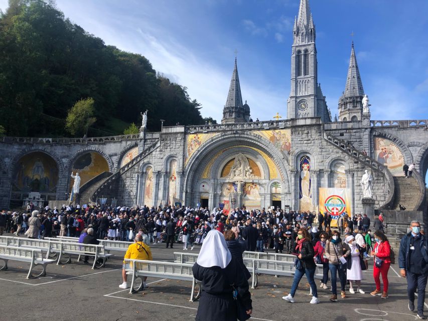 Bilbao Transfers to Lourdes Sanctuary - Route and Duration