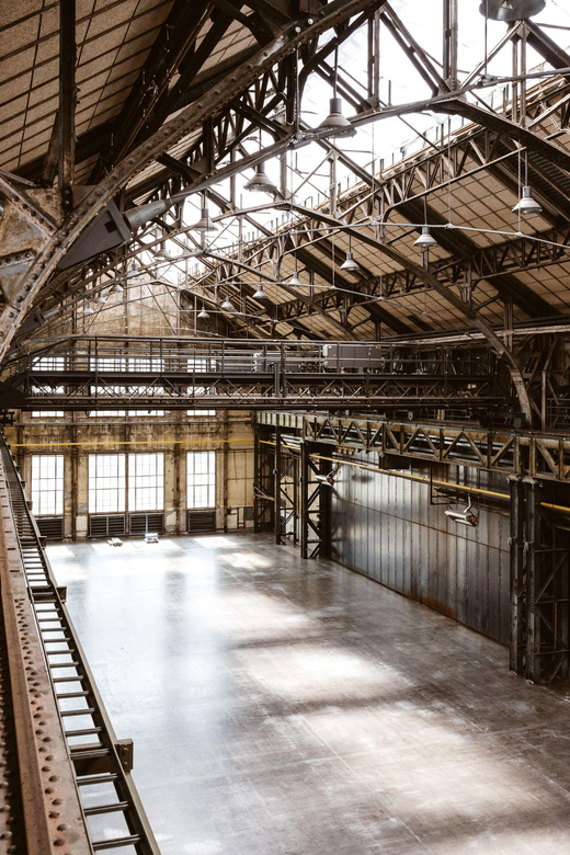 Bochum: Guided Tour of Jahrhunderthalle Bochum - Industrial Heritage