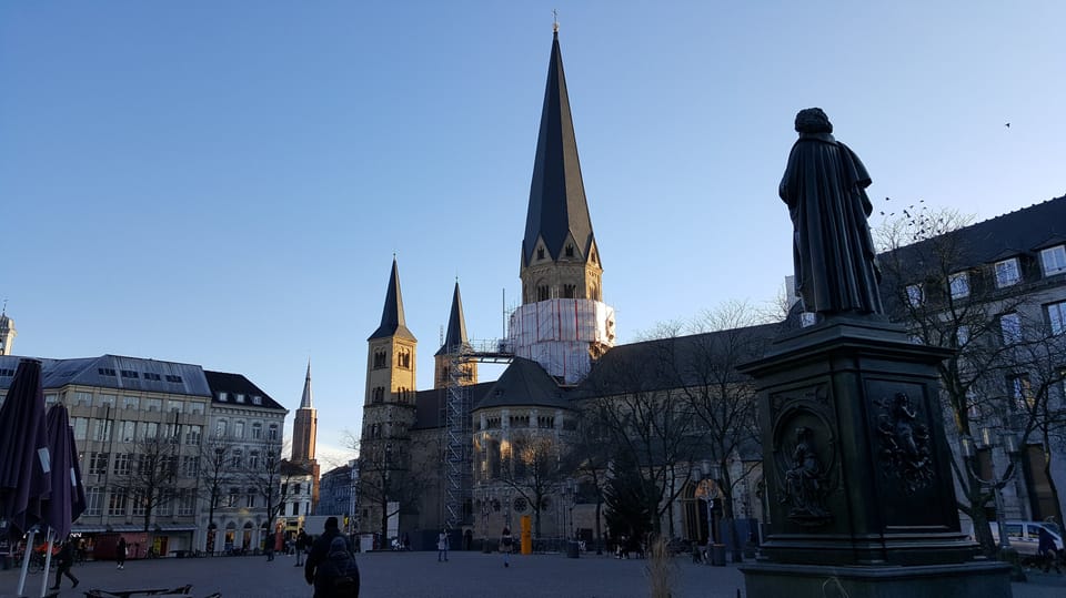 Bonn: Private City Highlights Walking Tour - Distant Views of Notable Sites